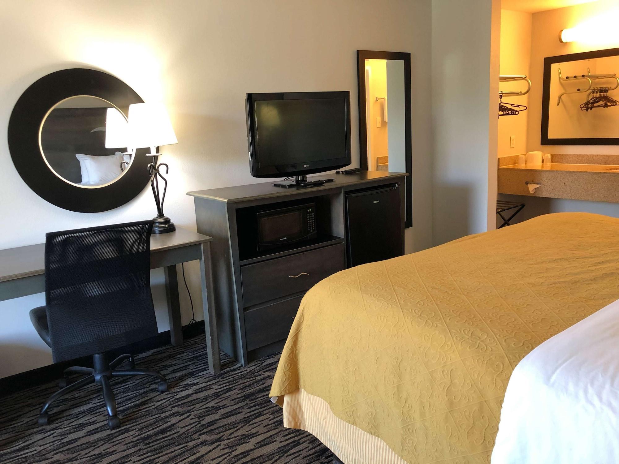 Motel 6-La Place, La 外观 照片